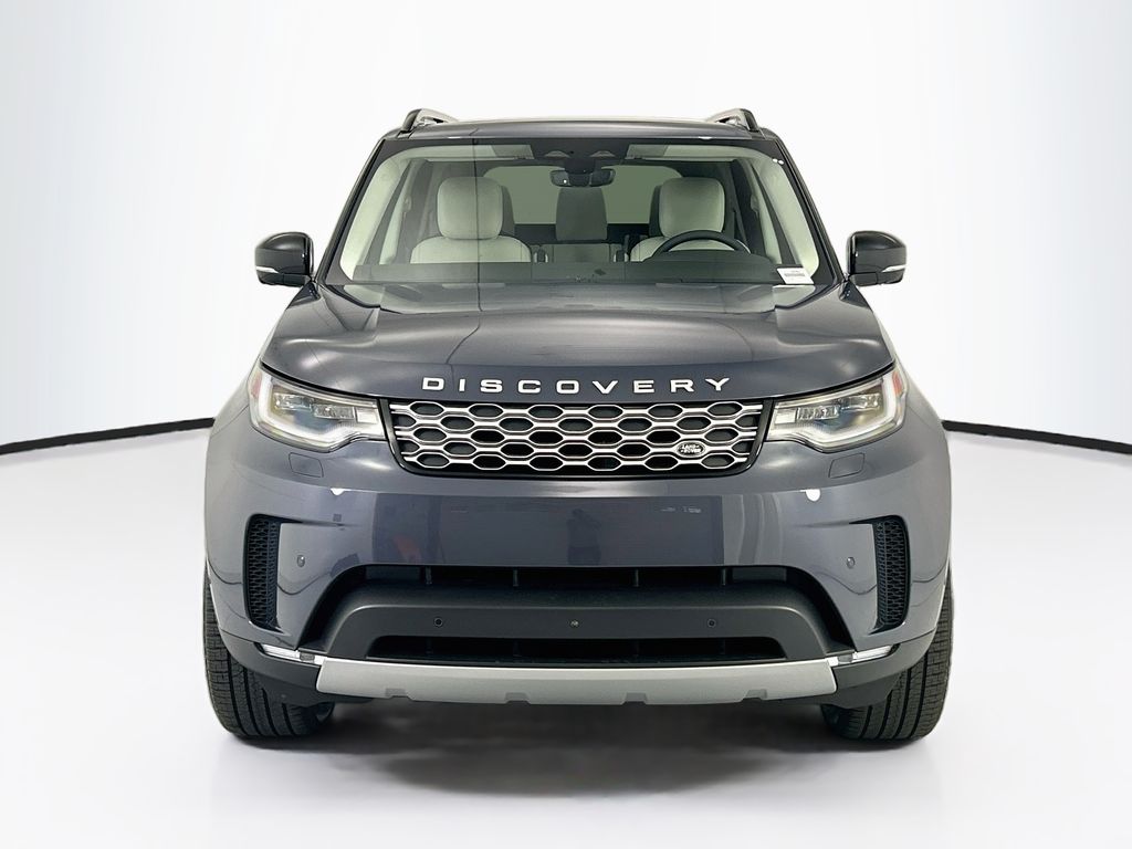 Thumbnail: 2026 Land Rover Discovery - 2