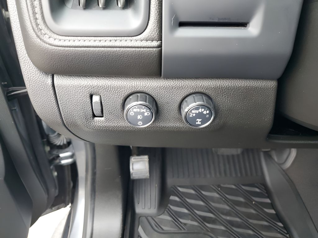 Used Car 2022 Gmc Canyon  Elevation For Sale Under $35,000 In Austin, Texas