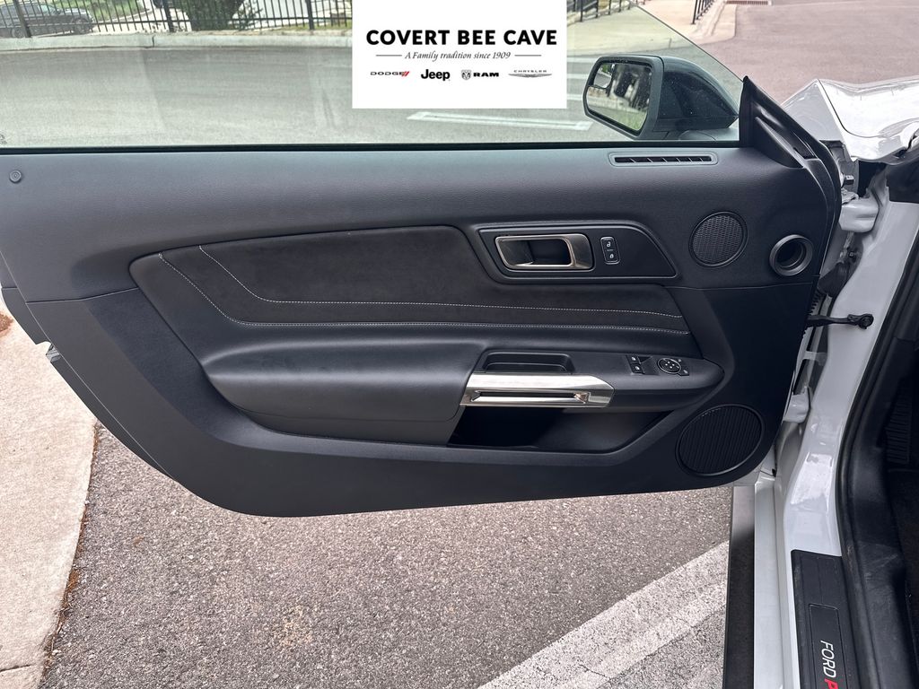 Used Car 2017 Ford Mustang  Shelby Gt350 For Sale Under $70,000 In Austin, Texas