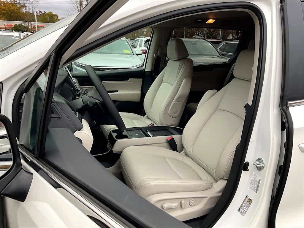 2026 Honda Odyssey — photo 11