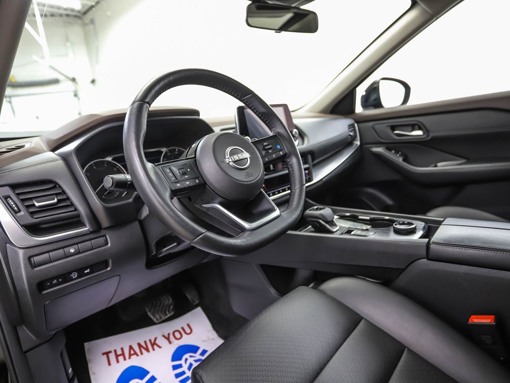 Thumbnail: 2023 Nissan Rogue - 9