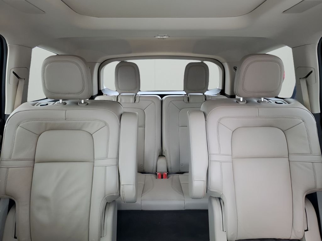 Used Car 2023 Lincoln Aviator  Reserve For Sale Under $50,000 In Austin, Texas