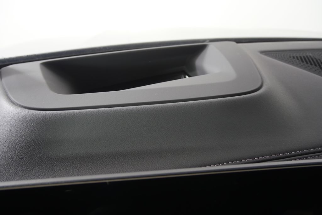 Thumbnail: 2025 BMW X5 - 21