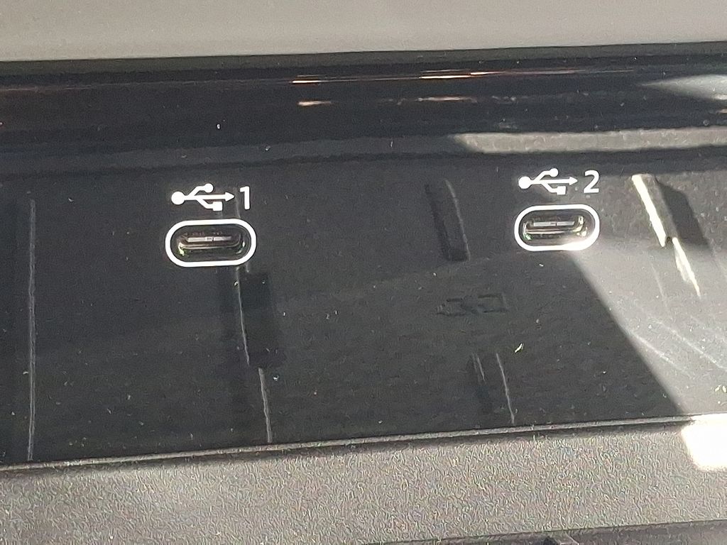 Thumbnail: 2025 Audi Q5 - 24