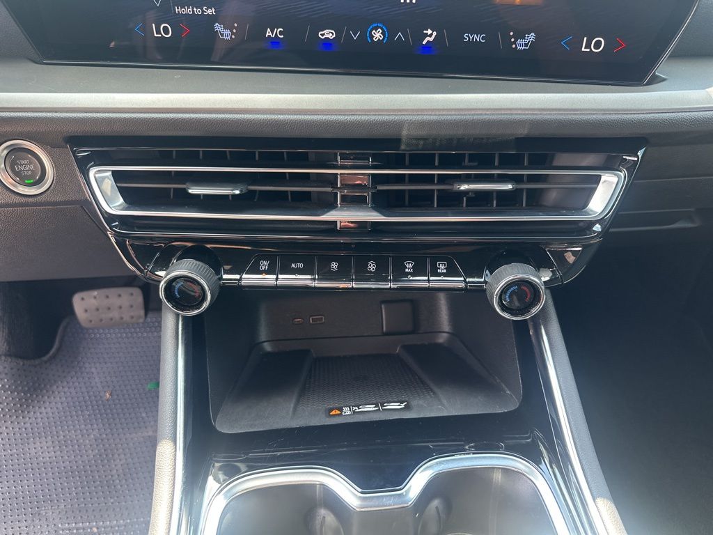 Used Car 2025 Chevrolet Traverse  Lt For Sale In Austin, Texas
