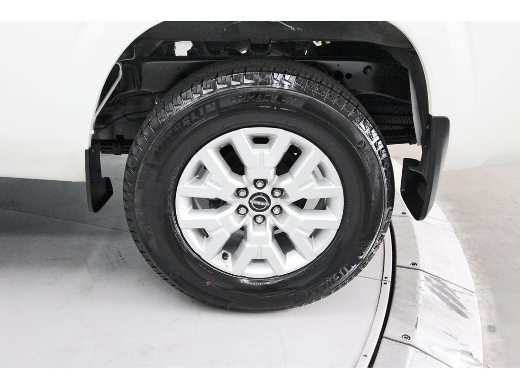 2024 Nissan Frontier SV White at Bravo Nissan