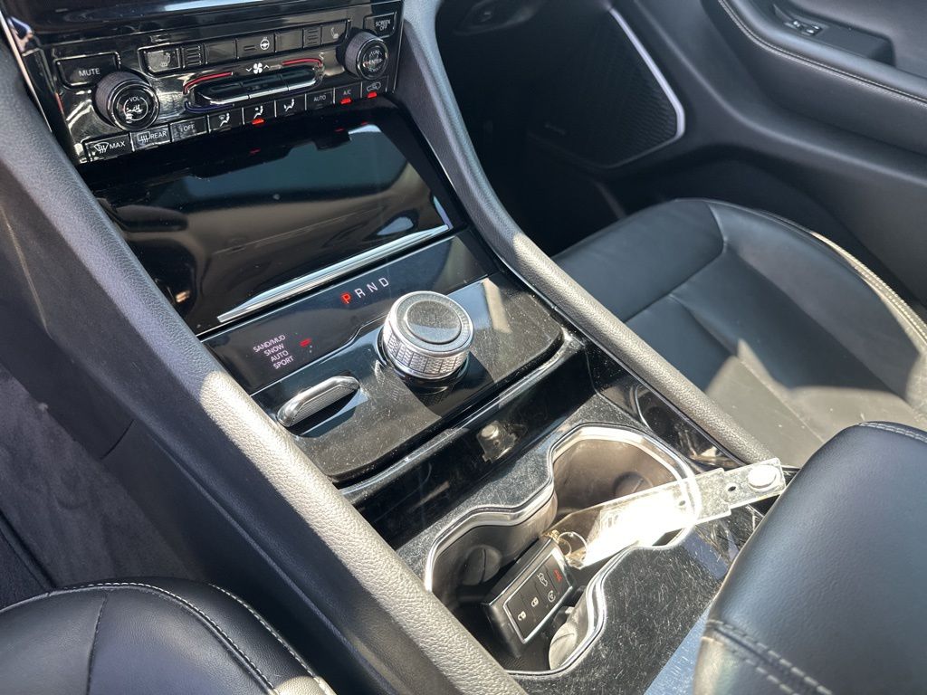 Used Car 2021 Jeep Grand Cherokee L  Limited For Sale Under $30,000 In Austin, Texas