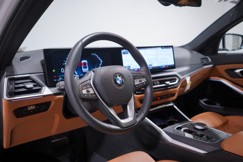 Thumbnail: 2024 BMW 3 Series - 6