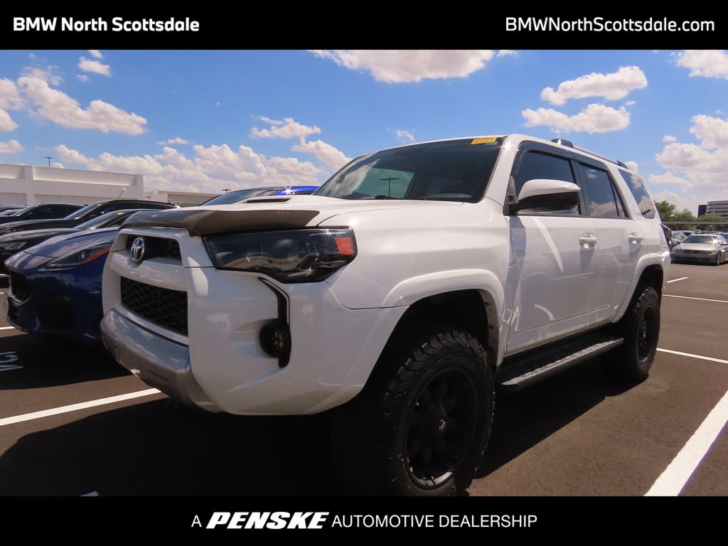 Thumbnail: 2015 Toyota 4Runner - 1