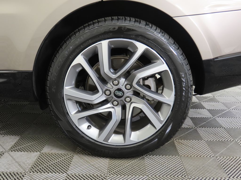 Thumbnail: 2022 Land Rover Range Rover Sport - 32