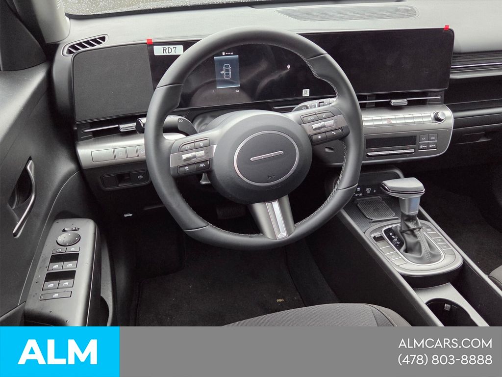 Used 2026 Black Hyundai SEL Sport image 7