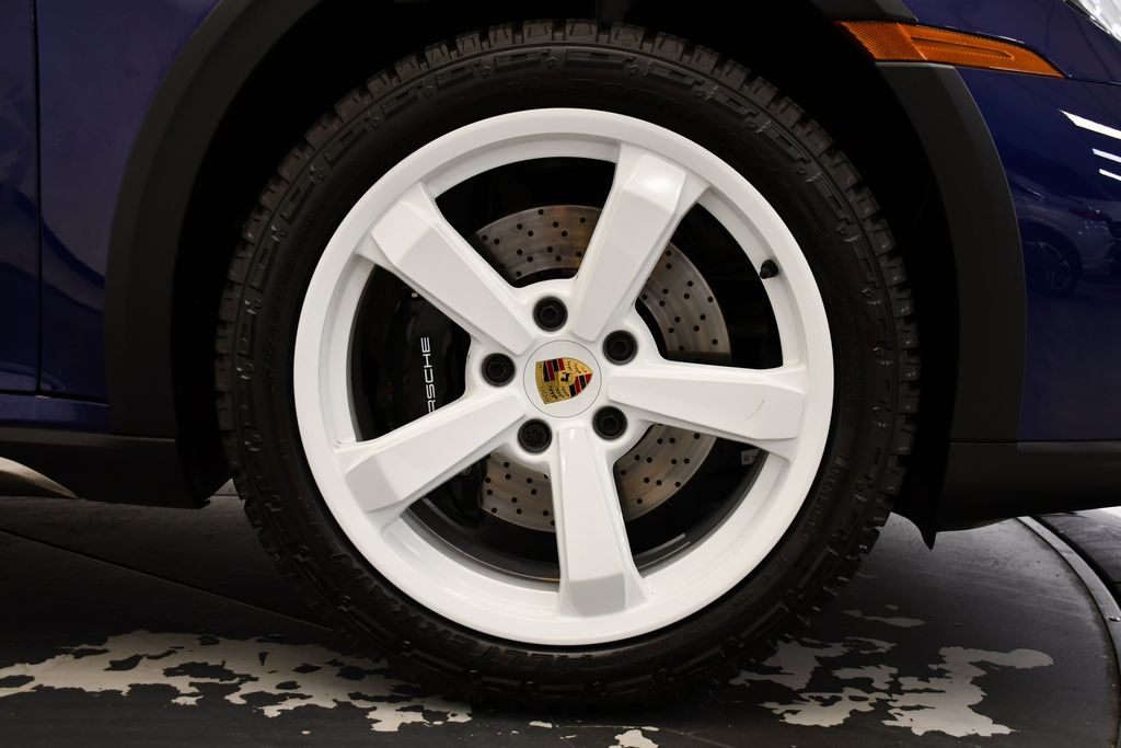 Thumbnail: 2024 Porsche 911 - 19