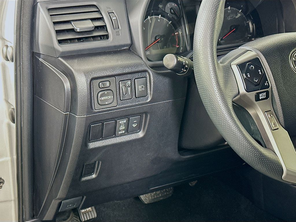 2024 Toyota 4Runner SR5 10