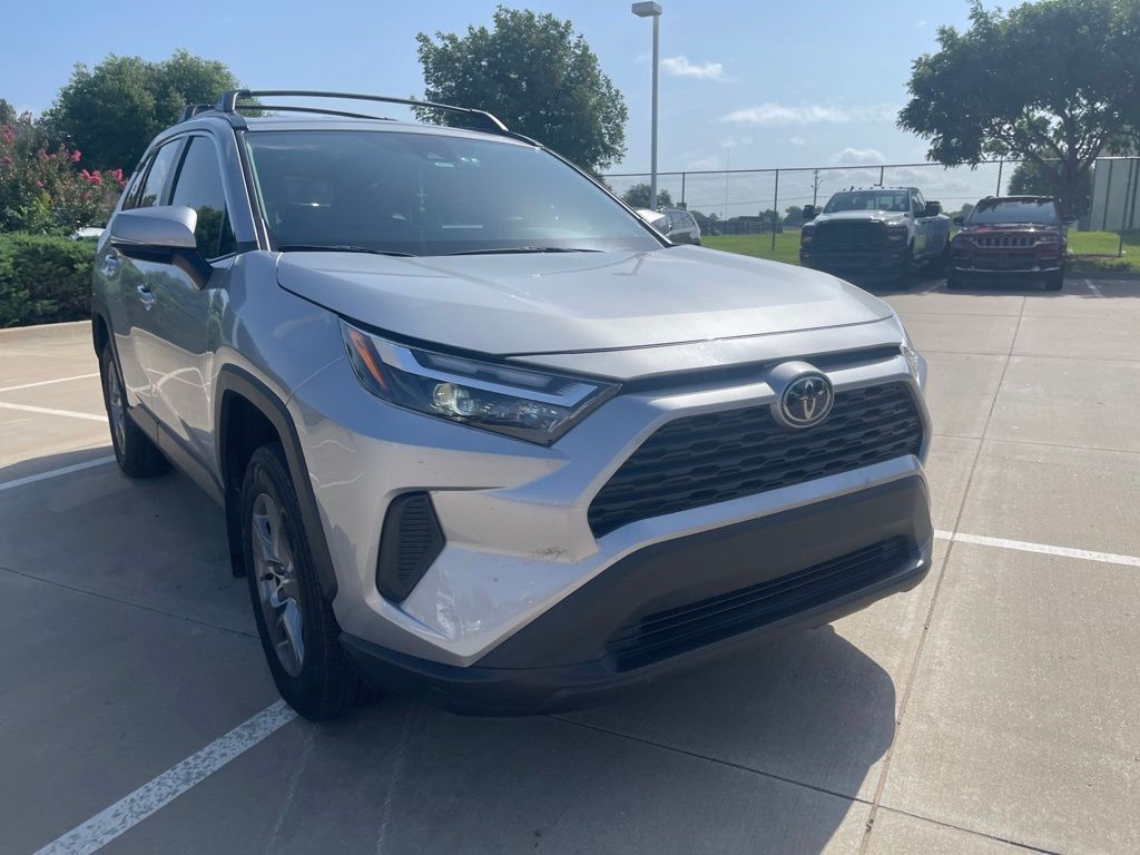 Silver Sky Metallic 2024 Toyota RAV4 SUV / Crossover Front-Wheel Drive 8-Speed Automatic