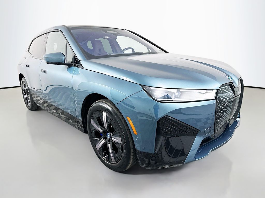 Thumbnail: 2023 BMW iX - 3
