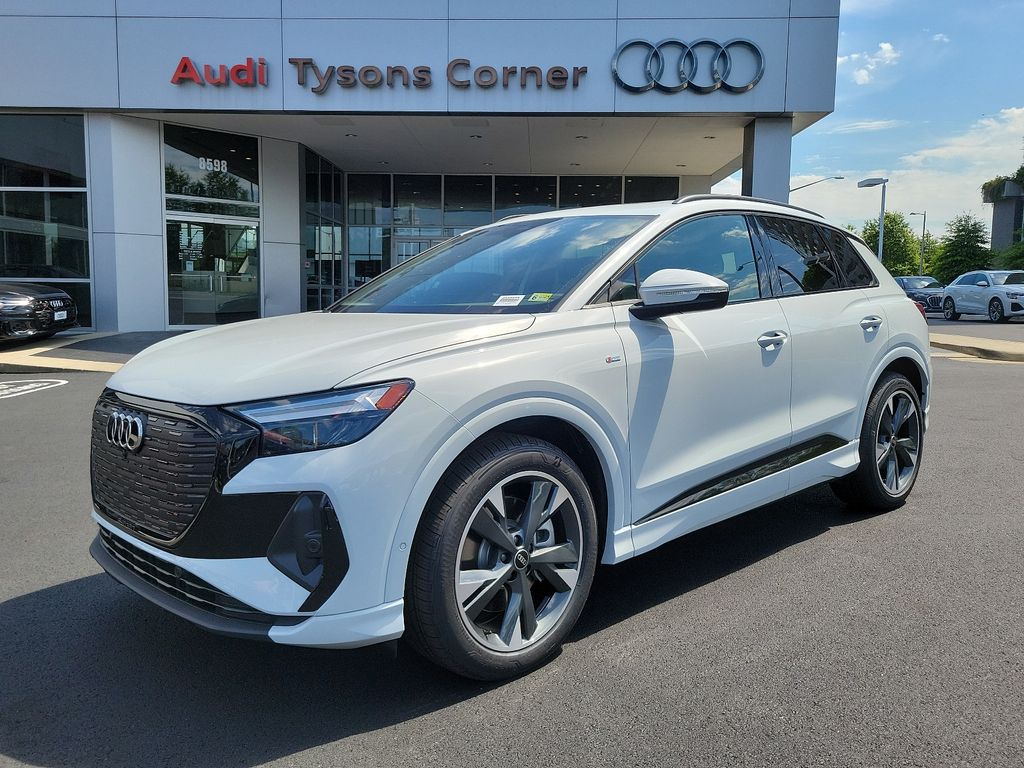 2024 Audi Q4 e-tron  -
                Vienna, VA