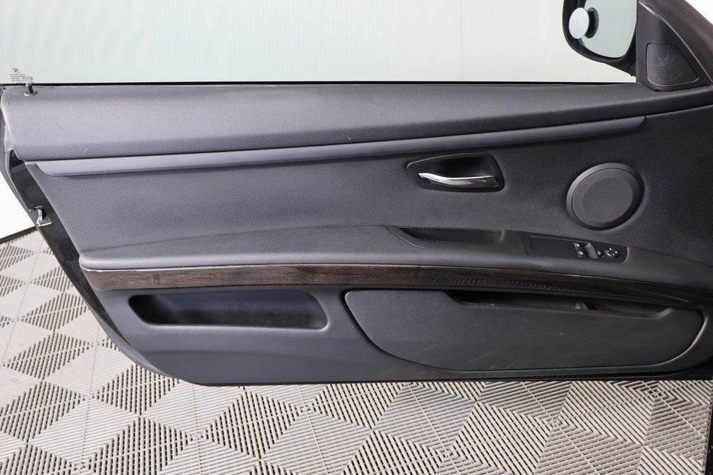 Thumbnail: 2013 BMW 3 Series - 9