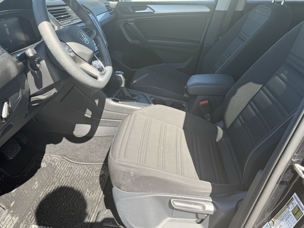 2022 Volkswagen Tiguan 2.0T S - 10