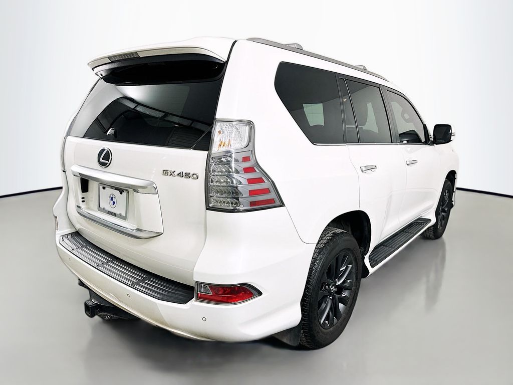 Thumbnail: 2022 Lexus GX - 5