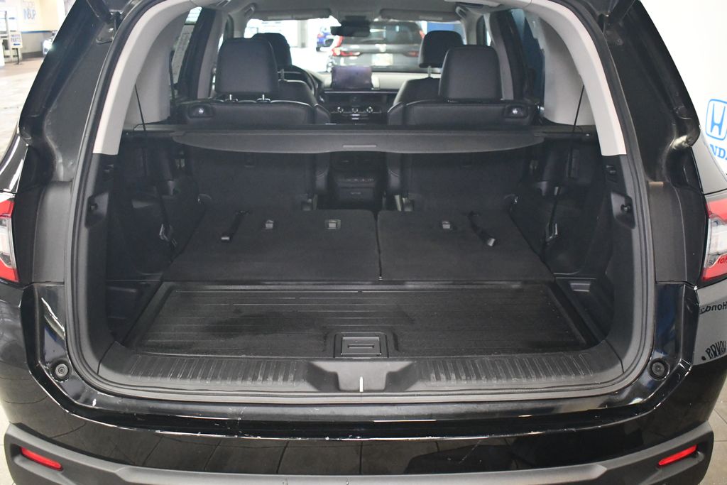 Thumbnail: 2023 Honda Pilot - 5