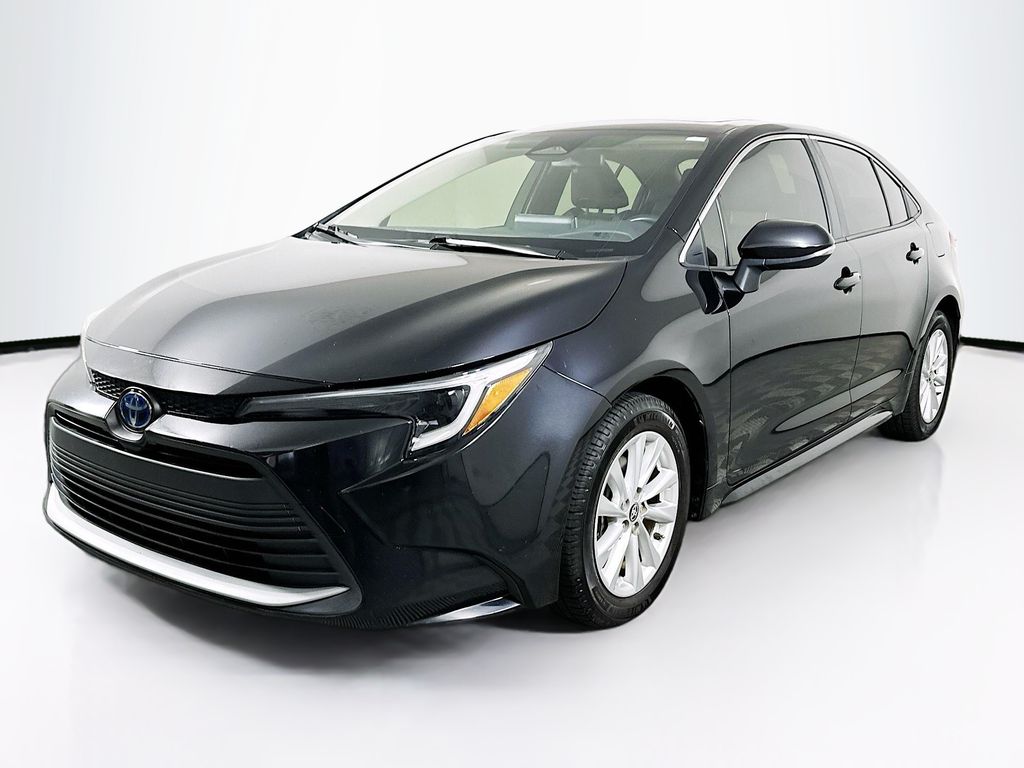 2024 Toyota Corolla Hybrid XLE
