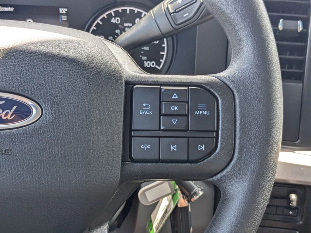 2025 Ford F-350 Chassis XL