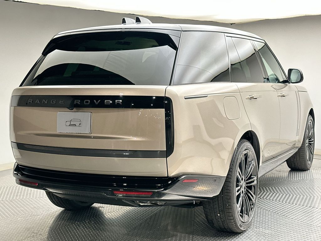 Thumbnail: 2026 Land Rover Range Rover - 3