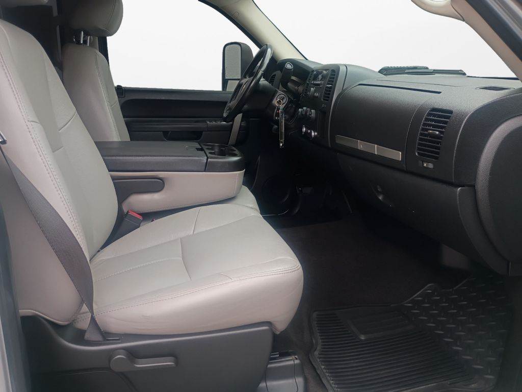 Used Car 2011 Chevrolet Silverado 2500hd  Lt For Sale Under $30,000 In Austin, Texas