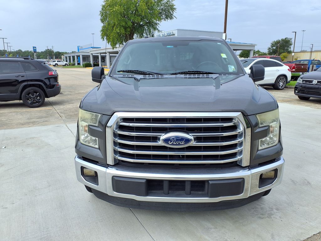Used 2016 Gray Ford XLT image 2