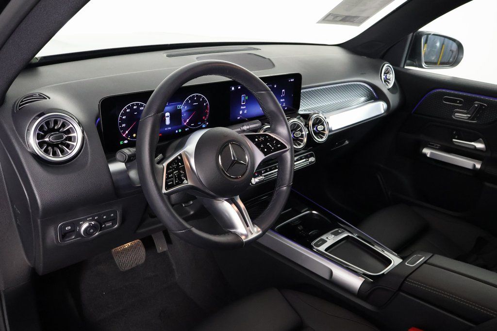 Thumbnail: 2025 Mercedes-Benz GLB - 7