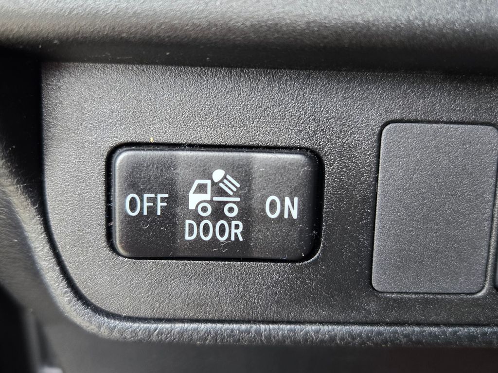 2018 Toyota Tacoma - $25,793