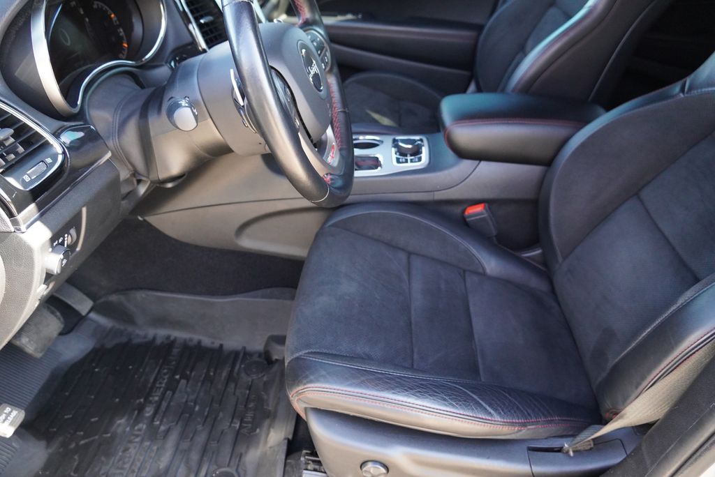 Used Car 2021 Jeep Grand Cherokee  Trailhawk For Sale Under $25,000 In Taylor, Texas