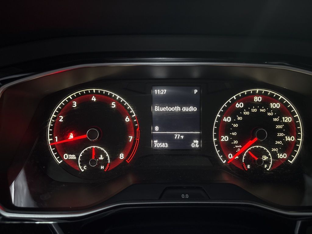 2019 Volkswagen Jetta R-Line photo