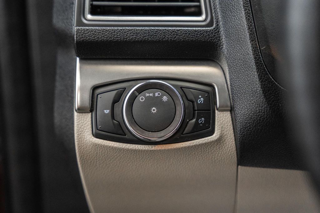 FordExplorer37