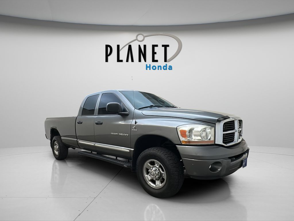 Mineral Gray Metallic Clearcoat 2006 Dodge RAM 2500 Laramie Quad Cab 4WD Pickup Truck Four-Wheel Drive 4-Speed Automatic