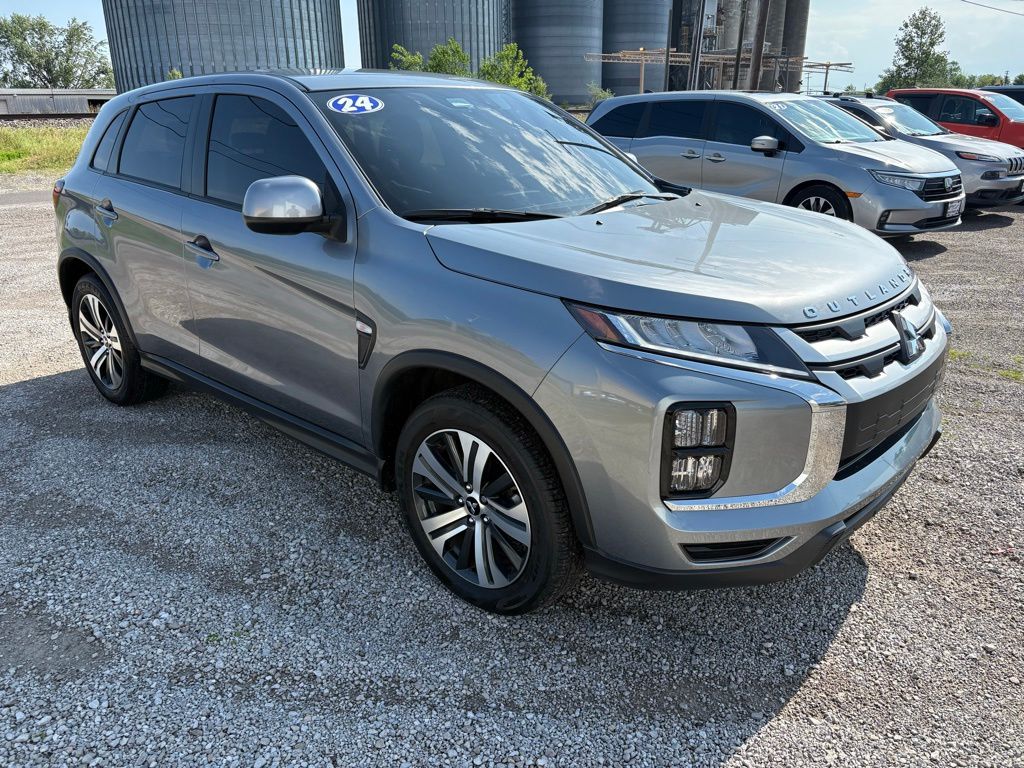 2024 Mitsubishi Outlander Sport 2.0 ES AWC CVT's photo