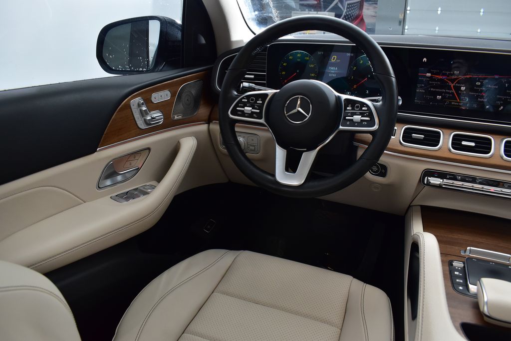 Thumbnail: 2022 Mercedes-Benz GLE - 26