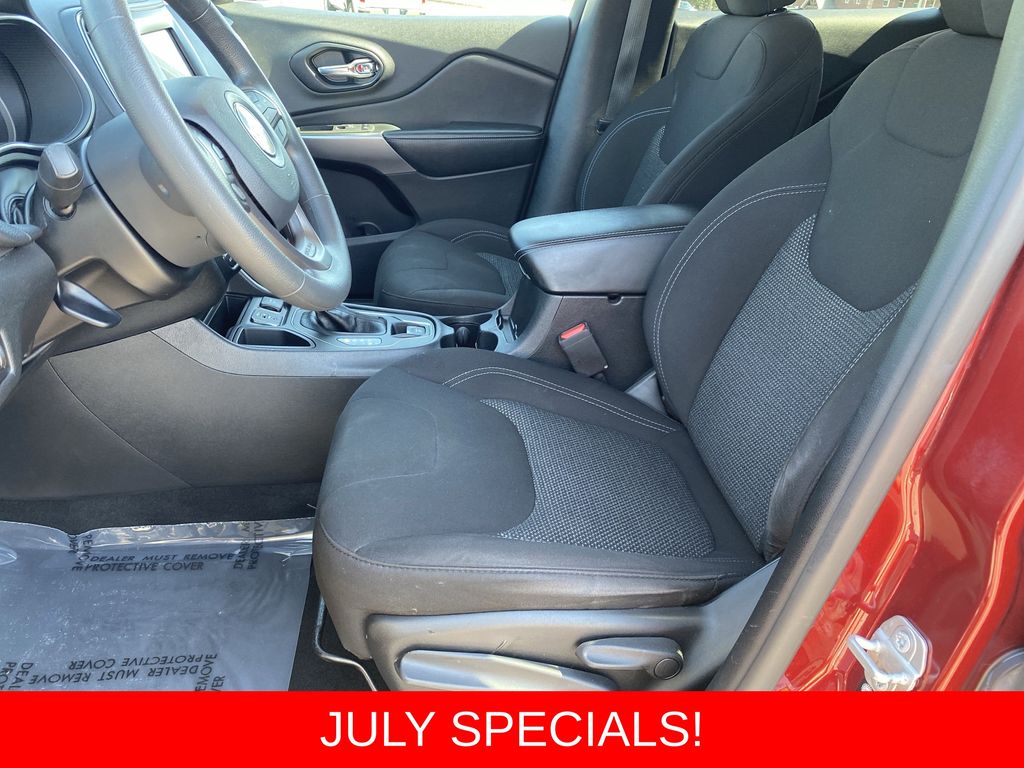 Used 2021 Jeep Cherokee SUV
