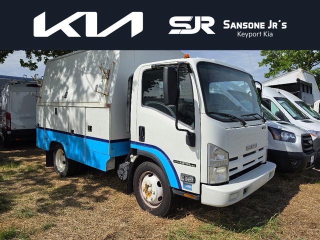 2014 Isuzu NPR-HD's photo