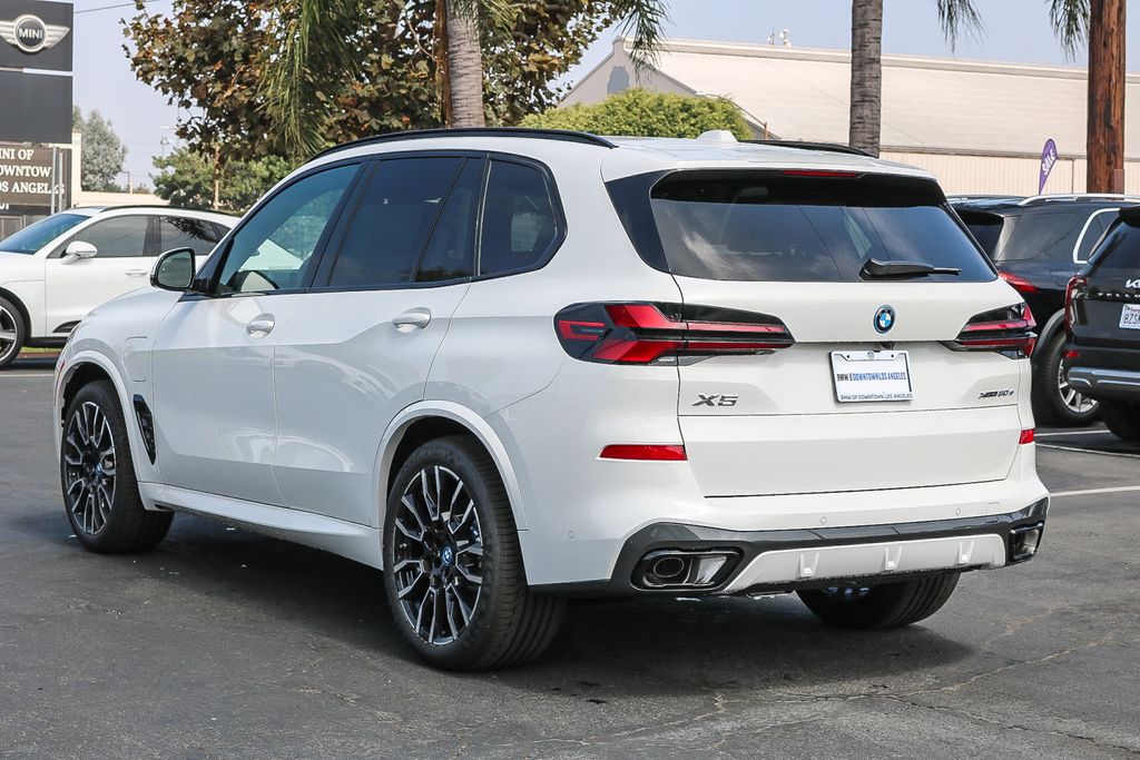 2025 BMW X5 xDrive50e 6