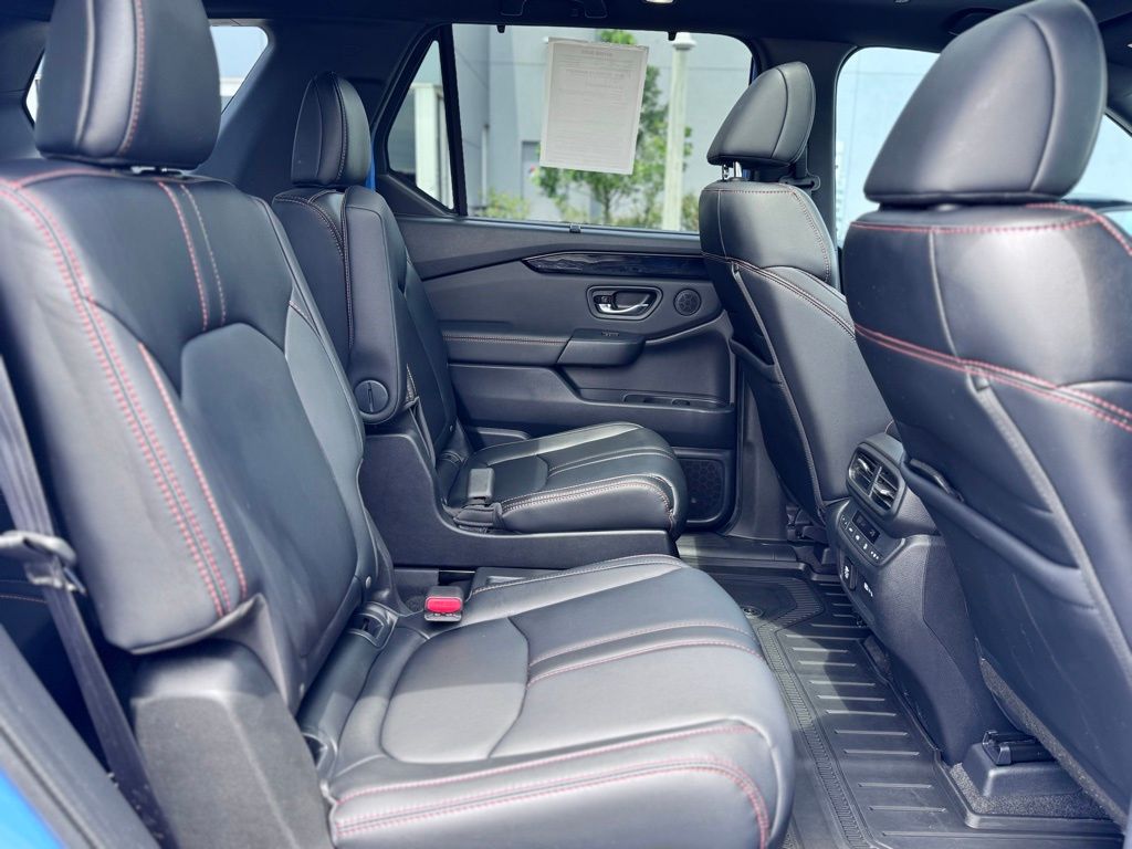 2023 Honda Pilot TrailSport