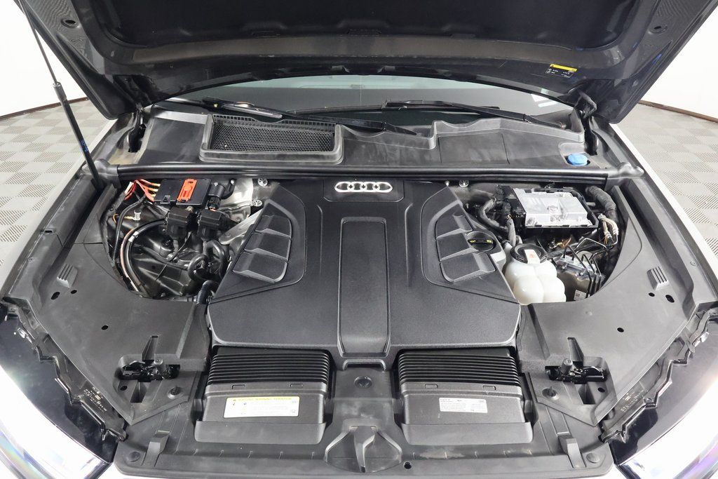 Thumbnail: 2019 Audi Q7 - 16