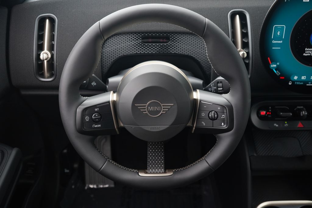 Thumbnail: 2027 MINI Cooper Countryman - 9