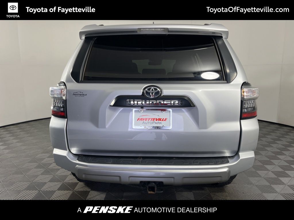 Thumbnail: 2021 Toyota 4Runner - 10