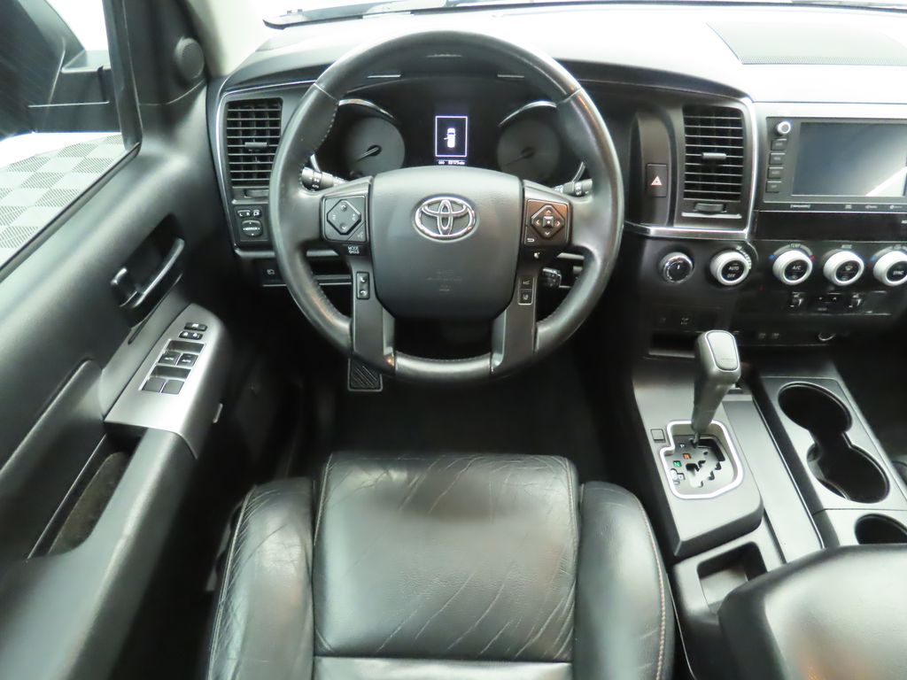 Thumbnail: 2020 Toyota Sequoia - 10