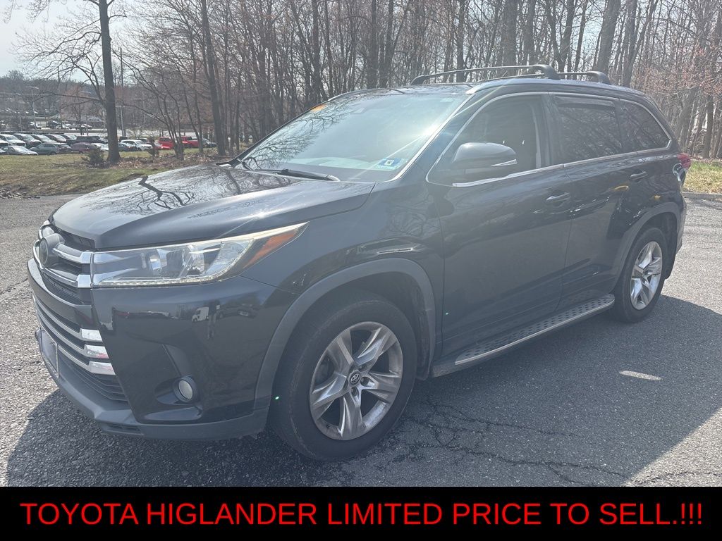 Midnight Black Metallic 2017 Toyota Highlander SUV / Crossover Front-Wheel Drive 8-Speed Automatic