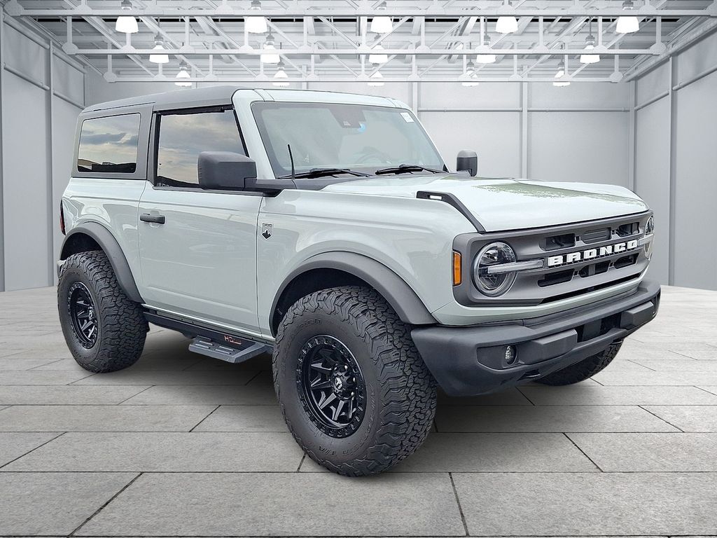Cactus Gray 2022 Ford Bronco SUV / Crossover Four-Wheel Drive Automatic