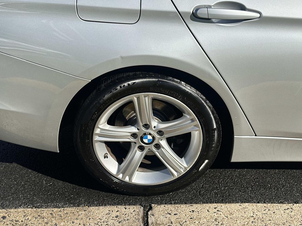 Thumbnail: 2014 BMW 3 Series - 16