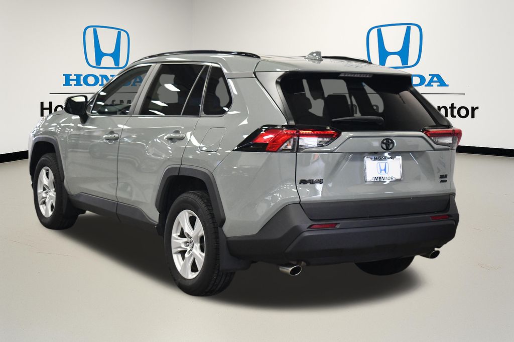 Thumbnail: 2021 Toyota RAV4 - 3