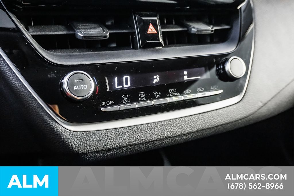 Used 2025  Toyota LE image 35